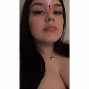 Meet your Posher, Cecelia